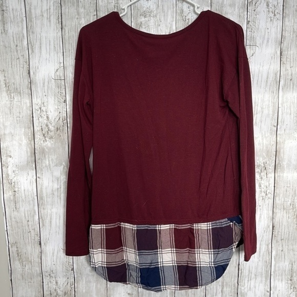 Layered Top​​​​ - Picture 3 of 3